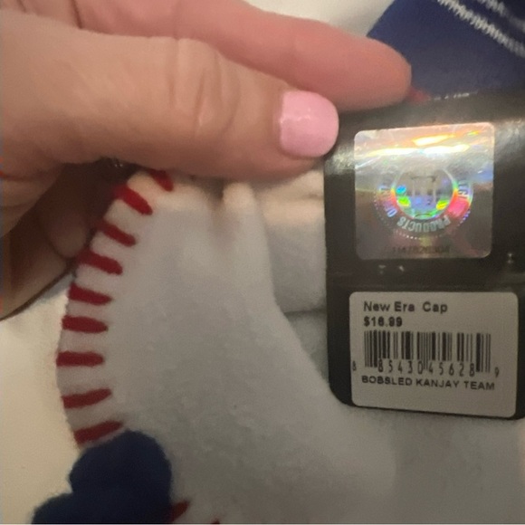 Kansas Jayhawks NEW Winter Hat w/ Tassles . College NCAA Warm Knit Adult Fan NWT - Picture 6 of 6